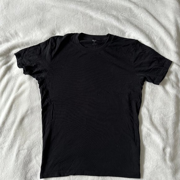 Basic Tee - Picture 1 of 2